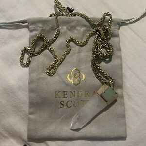 Kendra Scott necklace